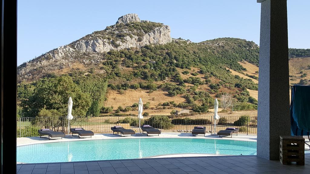 Case Vacanze Nioleo - Apartments And Pool Siniscola Exterior foto
