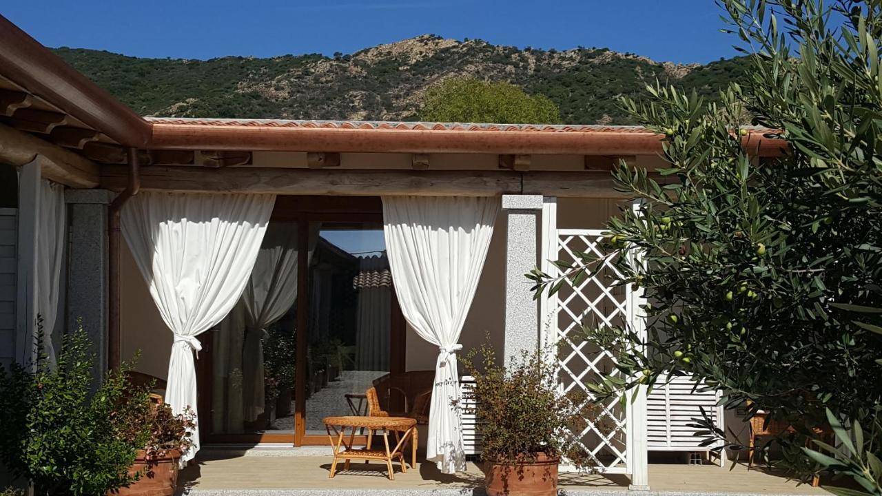 Case Vacanze Nioleo - Apartments And Pool Siniscola Exterior foto